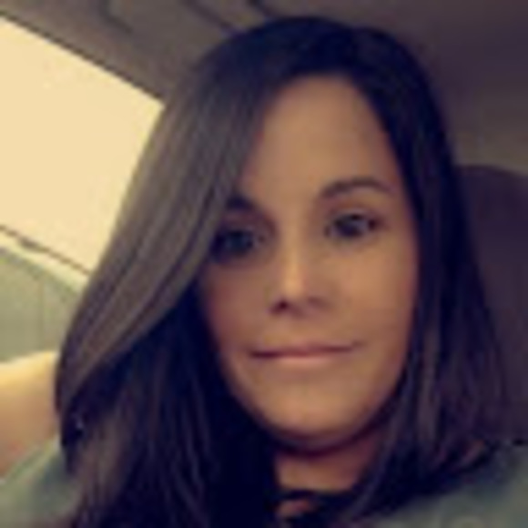 Meet your Posher, Claritza - Picture 1 of 1